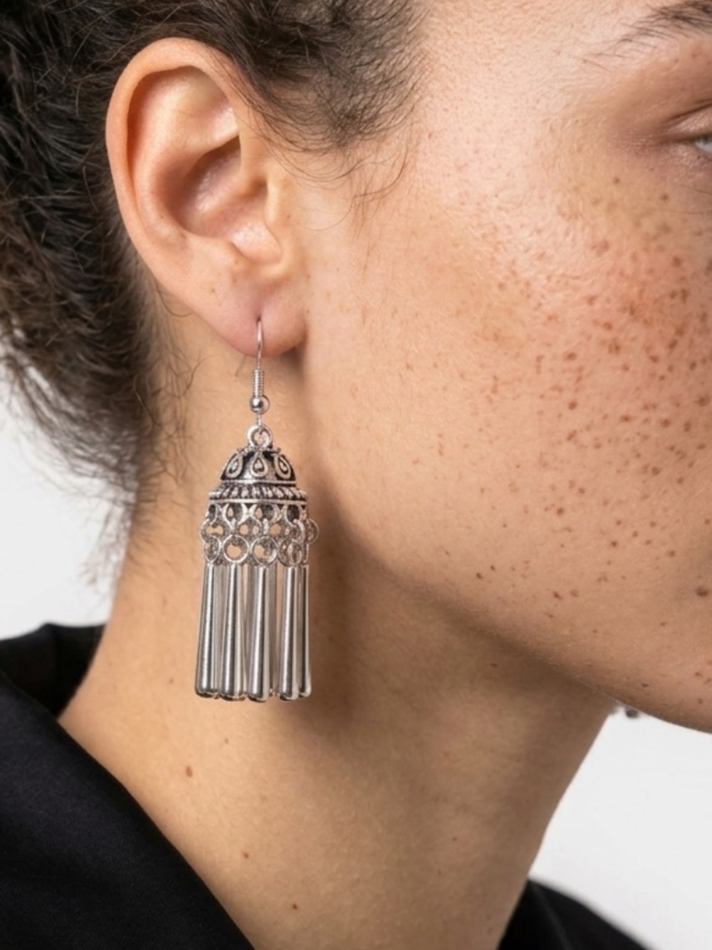 NWOT - Silver-tone chandelier earrings
